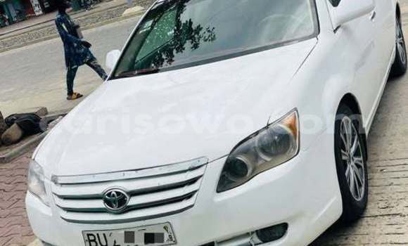 Acheter Occasion Voiture Toyota Avalon Blanc à Cotonou, Benin