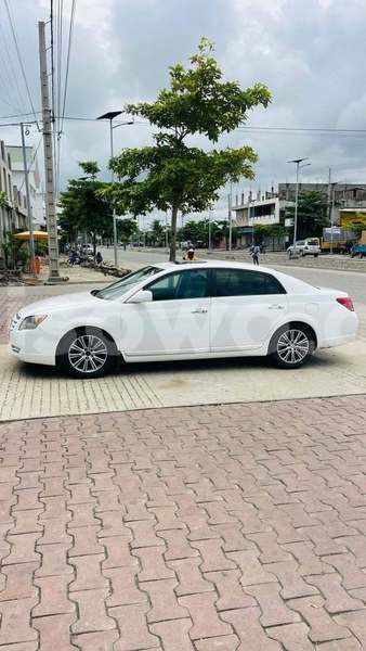 Big with watermark toyota avalon benin cotonou 24972