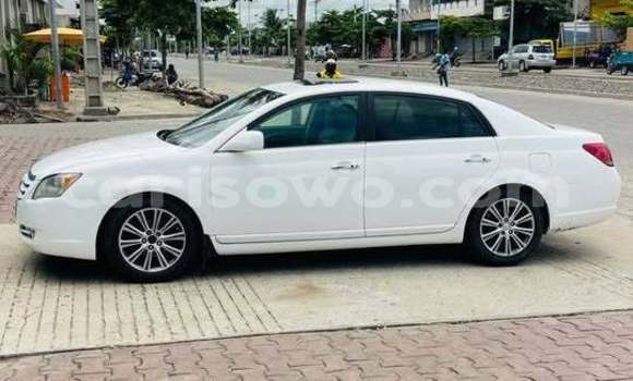 Acheter Occasion Voiture Toyota Avalon Blanc à Cotonou, Benin Acheter Occasion Voiture Toyota Avalon Blanc à Cotonou, Benin