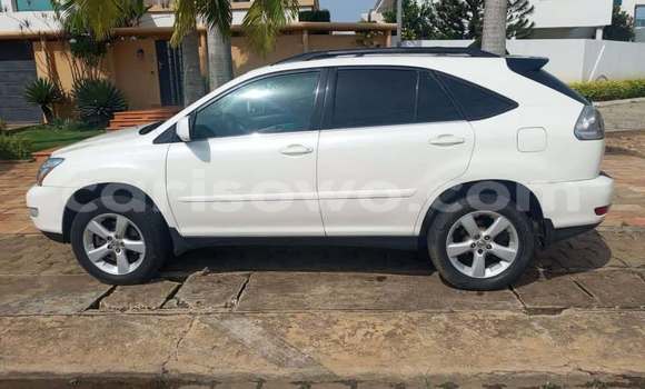 Acheter Occasion Voiture Lexus RX 350 Blanc à Cotonou, Benin Acheter Occasion Voiture Lexus RX 350 Blanc à Cotonou, Benin