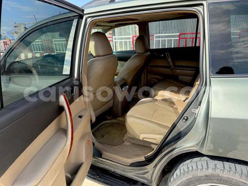 Big with watermark toyota highlander benin cotonou 24981