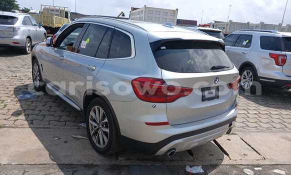 Acheter Occasion Voiture BMW X3 Gris à Cotonou, Benin Acheter Occasion Voiture BMW X3 Gris à Cotonou, Benin