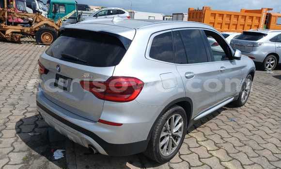 Acheter Occasion Voiture BMW X3 Gris à Cotonou, Benin Acheter Occasion Voiture BMW X3 Gris à Cotonou, Benin