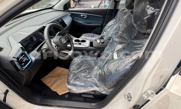 Sayi Sabo GAC Trumpchi GS8 White Mota in Cotonou a Benin Sayi Sabo GAC Trumpchi GS8 White Mota in Cotonou a Benin