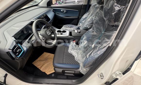 Sayi Sabo GAC Trumpchi GS8 White Mota in Cotonou a Benin Sayi Sabo GAC Trumpchi GS8 White Mota in Cotonou a Benin
