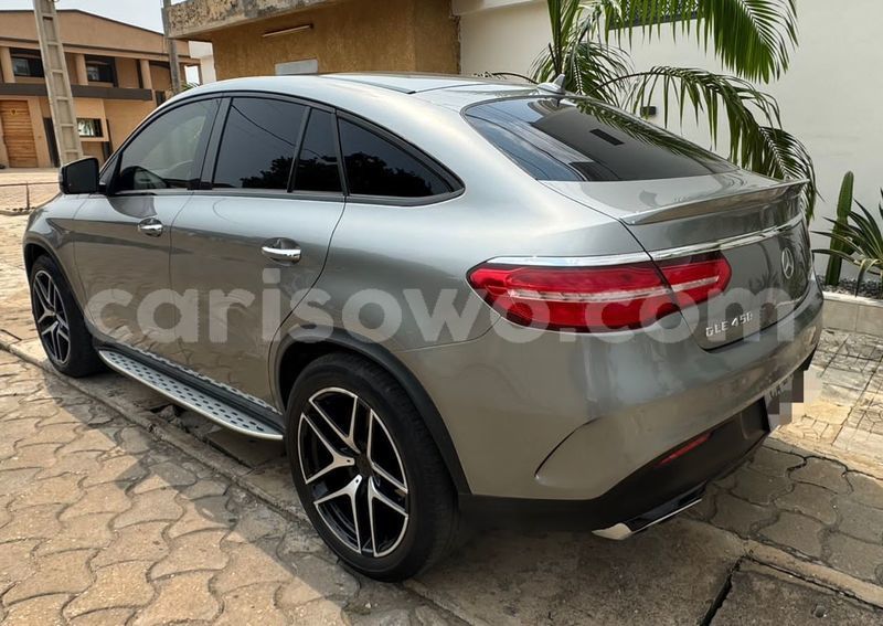 Big with watermark mercedes viano benin cotonou 24996