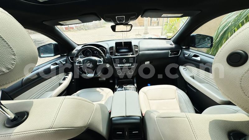 Big with watermark mercedes viano benin cotonou 24996