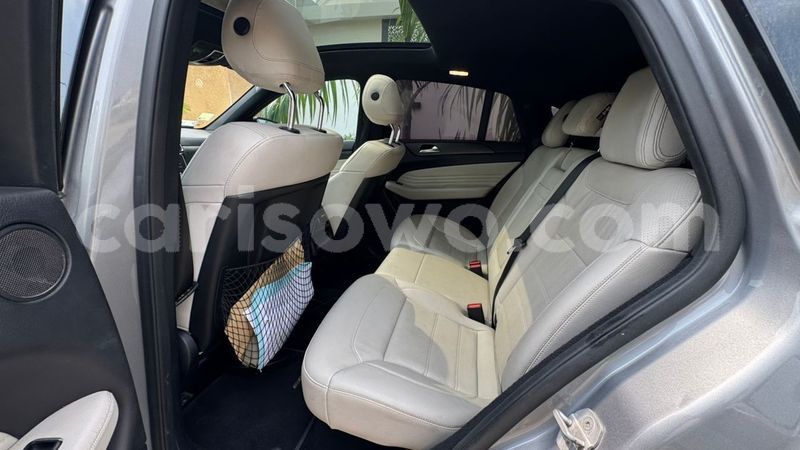 Big with watermark mercedes viano benin cotonou 24996