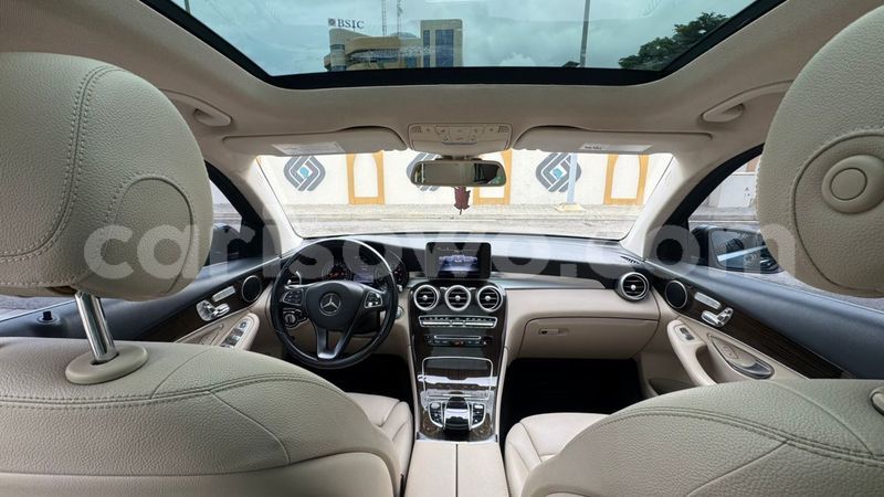 Big with watermark mercedes viano benin cotonou 24996