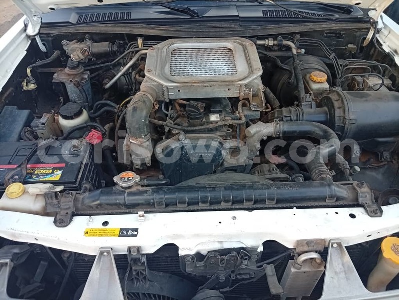 Big with watermark nissan hardbody benin cotonou 24998