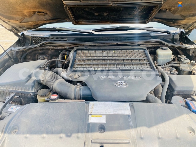 Big with watermark toyota land cruiser benin cotonou 25002
