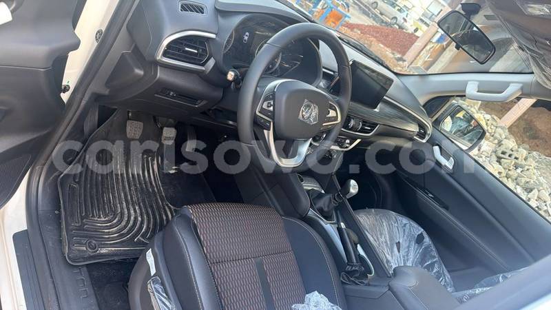 Big with watermark foton tunland benin cotonou 25003
