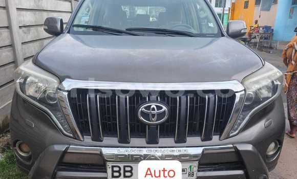 Acheter Occasion Voiture Toyota Land Cruiser Prado Gris à Cotonou, Benin