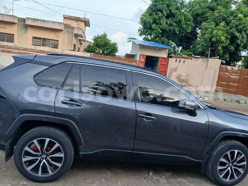 Big with watermark toyota rav4 benin cotonou 25007