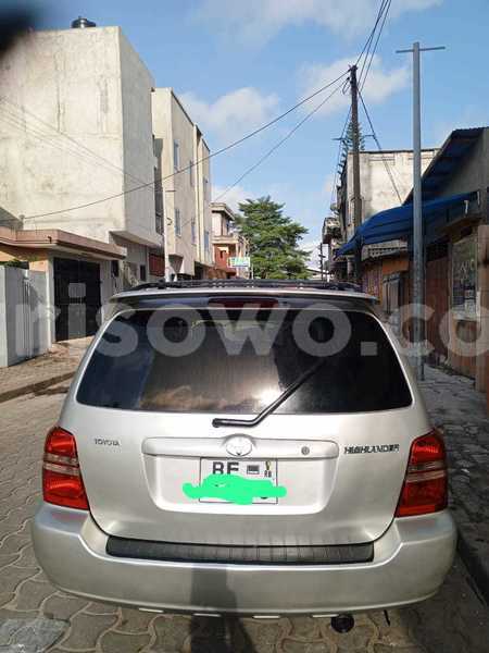 Big with watermark toyota highlander benin cotonou 25032