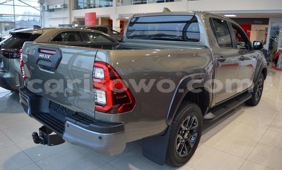 Ra Àlòkù Toyota Hilux Alawọ ewe Ọkọ̀ in Cotonou ni Benin Ra Àlòkù Toyota Hilux Alawọ ewe Ọkọ̀ in Cotonou ni Benin