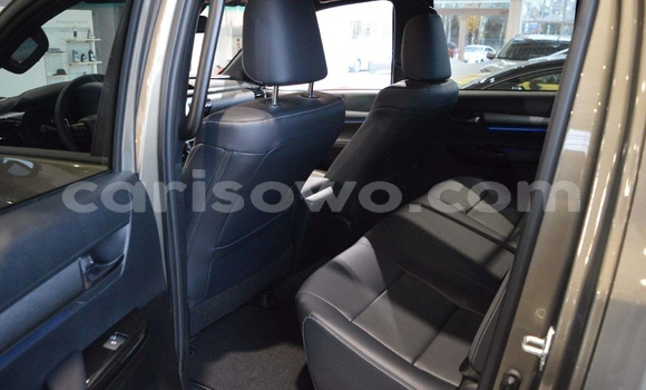 Ra Àlòkù Toyota Hilux Alawọ ewe Ọkọ̀ in Cotonou ni Benin Ra Àlòkù Toyota Hilux Alawọ ewe Ọkọ̀ in Cotonou ni Benin