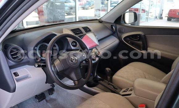 Ra Àlòkù Toyota RAV4 Black Ọkọ̀ in Cotonou ni Benin Ra Àlòkù Toyota RAV4 Black Ọkọ̀ in Cotonou ni Benin