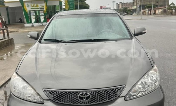 Ra Àlòkù Toyota Camry Brown Ọkọ̀ in Cotonou ni Benin Ra Àlòkù Toyota Camry Brown Ọkọ̀ in Cotonou ni Benin