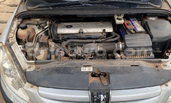 Ra Àlòkù Peugeot 307 Silver Ọkọ̀ in Cotonou ni Benin Ra Àlòkù Peugeot 307 Silver Ọkọ̀ in Cotonou ni Benin
