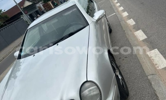 Acheter Occasion Voiture Mercedes-Benz CLK-klasse Gris à Cotonou, Benin Acheter Occasion Voiture Mercedes-Benz CLK-klasse Gris à Cotonou, Benin