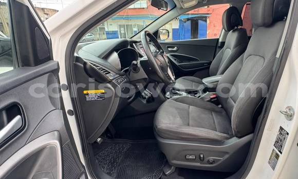 Sayi Na hannu Hyundai Santa Fe White Mota in Cotonou a Benin Sayi Na hannu Hyundai Santa Fe White Mota in Cotonou a Benin