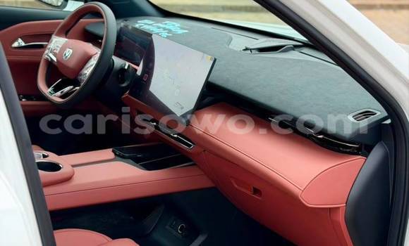Sayi Na hannu Changan Z-Shine Azurfa Mota in Cotonou a Benin Sayi Na hannu Changan Z-Shine Azurfa Mota in Cotonou a Benin