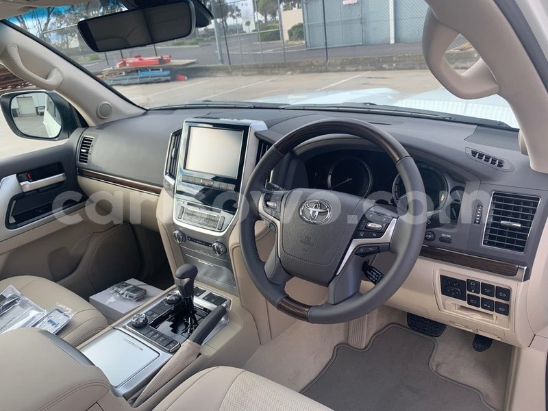 Big with watermark toyota land cruiser benin cotonou 25059
