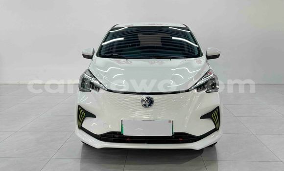 Ra Àlòkù Changan Eado ev funfun Ọkọ̀ in Cotonou ni Benin Ra Àlòkù Changan Eado ev funfun Ọkọ̀ in Cotonou ni Benin
