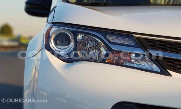 Ra Imported Toyota RAV4 funfun Ọkọ̀ in Import - Dubai ni Benin Ra Imported Toyota RAV4 funfun Ọkọ̀ in Import - Dubai ni Benin