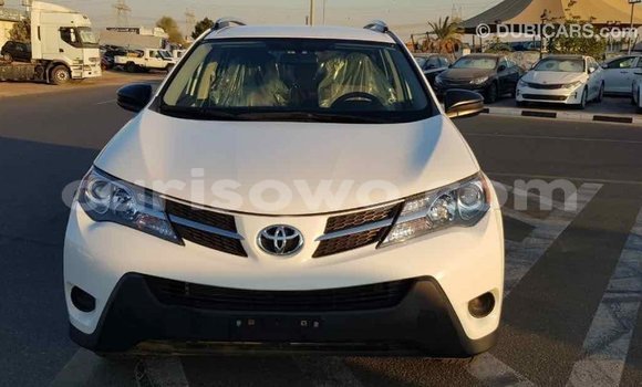 Ra Imported Toyota RAV4 funfun Ọkọ̀ in Import - Dubai ni Benin Ra Imported Toyota RAV4 funfun Ọkọ̀ in Import - Dubai ni Benin