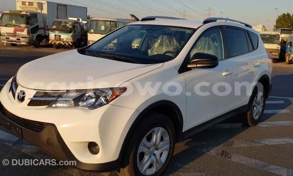 Ra Imported Toyota RAV4 funfun Ọkọ̀ in Import - Dubai ni Benin Ra Imported Toyota RAV4 funfun Ọkọ̀ in Import - Dubai ni Benin