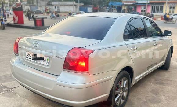 Acheter Occasion Voiture Toyota Avensis Gris à Cotonou, Benin Acheter Occasion Voiture Toyota Avensis Gris à Cotonou, Benin