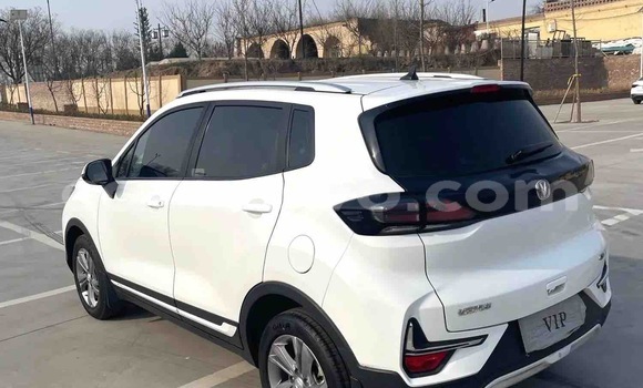 Acheter Occasion Voiture Changan CS35 Blanc à Cotonou, Benin Acheter Occasion Voiture Changan CS35 Blanc à Cotonou, Benin