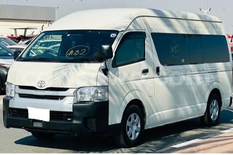 Big with watermark toyota hiace benin cotonou 25072