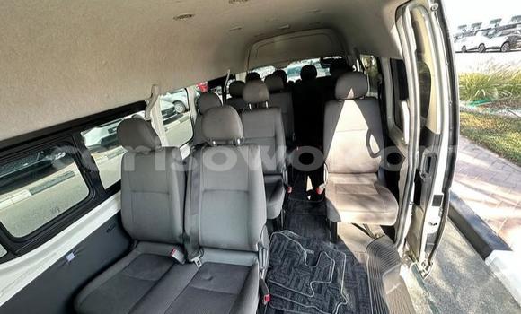 Acheter Occasion Voiture Toyota Hiace Blanc à Cotonou, Benin Acheter Occasion Voiture Toyota Hiace Blanc à Cotonou, Benin