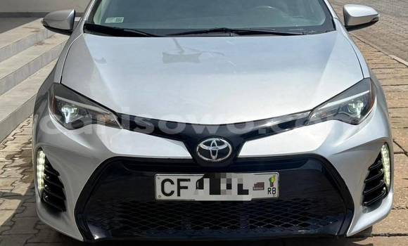 Acheter Occasion Voiture Toyota Avalon Blanc à Cotonou, Benin