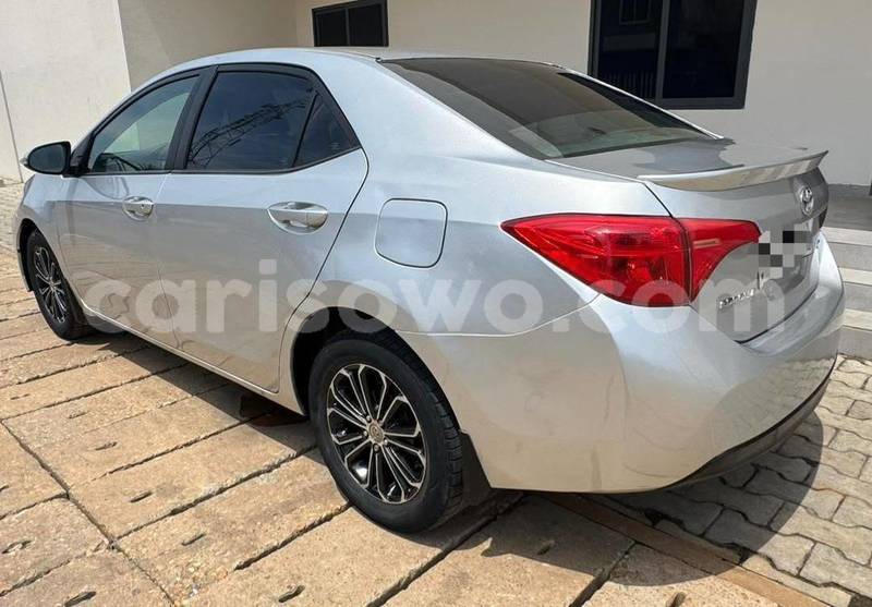 Big with watermark toyota avalon benin cotonou 25074