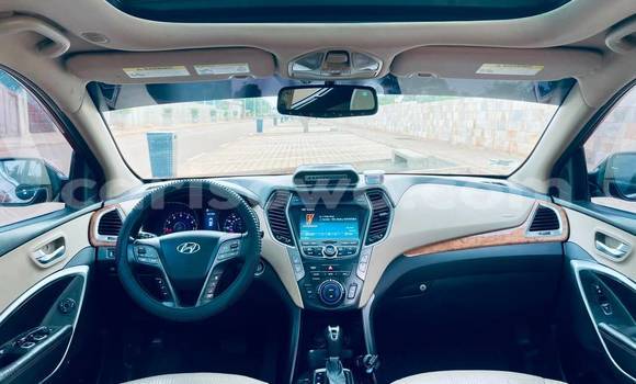 Sayi Na hannu Hyundai Santa Fe Red Mota in Cotonou a Benin Sayi Na hannu Hyundai Santa Fe Red Mota in Cotonou a Benin