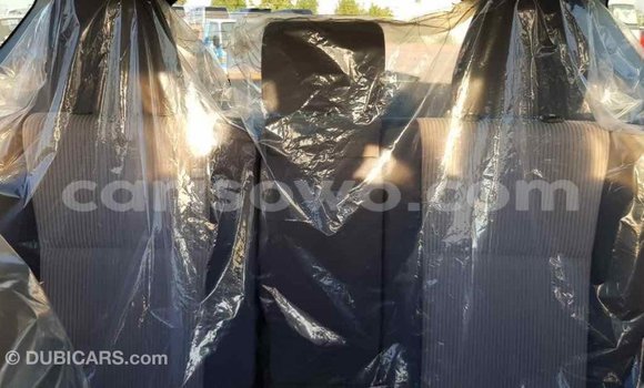 Ra Imported Toyota RAV4 funfun Ọkọ̀ in Import - Dubai ni Benin Ra Imported Toyota RAV4 funfun Ọkọ̀ in Import - Dubai ni Benin