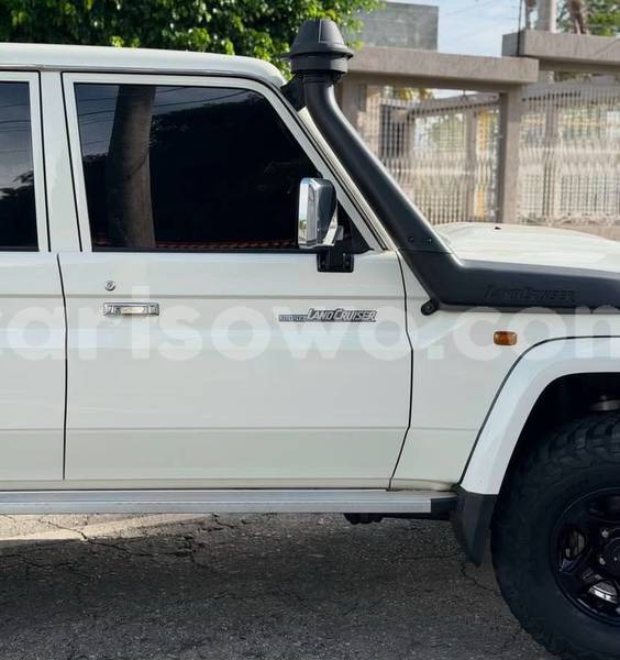 Big with watermark toyota land cruiser benin cotonou 25085