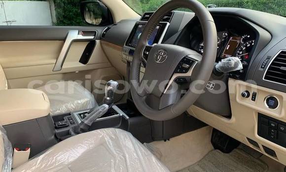 Sayi Na hannu Toyota Land Cruiser Prado Black Mota in Cotonou a Benin Sayi Na hannu Toyota Land Cruiser Prado Black Mota in Cotonou a Benin