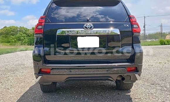 Sayi Na hannu Toyota Land Cruiser Prado Black Mota in Cotonou a Benin Sayi Na hannu Toyota Land Cruiser Prado Black Mota in Cotonou a Benin