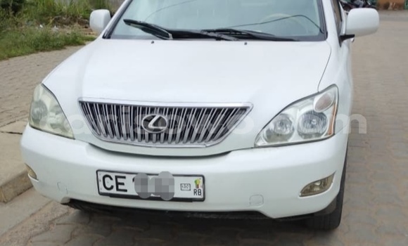 Acheter Occasion Voiture Lexus RX 330 Blanc à Cotonou, Benin