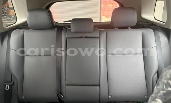Acheter Neuf Voiture Toyota RAV4 Blanc à Cotonou, Benin Acheter Neuf Voiture Toyota RAV4 Blanc à Cotonou, Benin