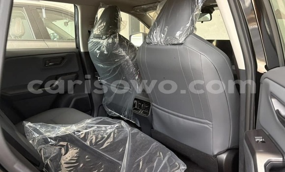 Acheter Neuf Voiture Toyota RAV4 Blanc à Cotonou, Benin Acheter Neuf Voiture Toyota RAV4 Blanc à Cotonou, Benin