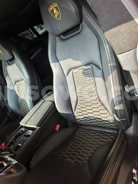 Big with watermark lamborghini urus benin cotonou 25093
