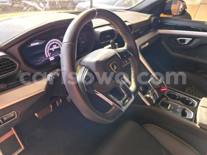 Big with watermark lamborghini urus benin cotonou 25093