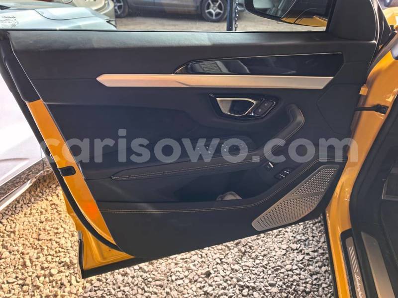 Big with watermark lamborghini urus benin cotonou 25093