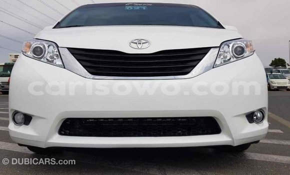 Ra Imported Toyota Sienna funfun Ọkọ̀ in Import - Dubai ni Benin Ra Imported Toyota Sienna funfun Ọkọ̀ in Import - Dubai ni Benin